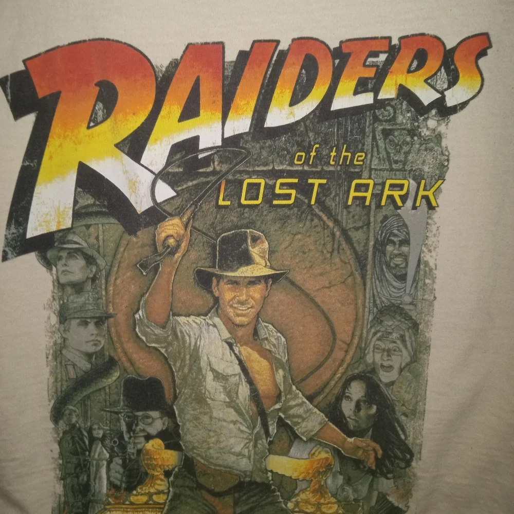 Disney parks Raiders of the Lost Ark Indiana Jones T-Shirt size Medium Crop Top - Picture 2 of 4